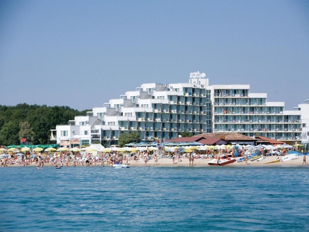 Laguna Beach Hotel Albena Exterior photo